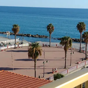 casa-al-mare-ventimiglia.hotelitalianriviera.com/