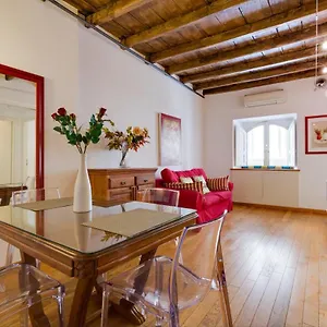  Apartamento Piazza Barberini Italia